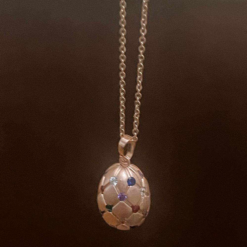 Elegant Rose Gold Egg Pendant Necklace with Multicolor Gems - Picture 2 of 10